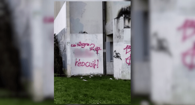 Un étudiant victime d'un tag raciste et qui le menace de mort | Image transmise à INF Nantes